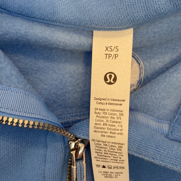 Lululemon scuba xs - Picture 3 of 3